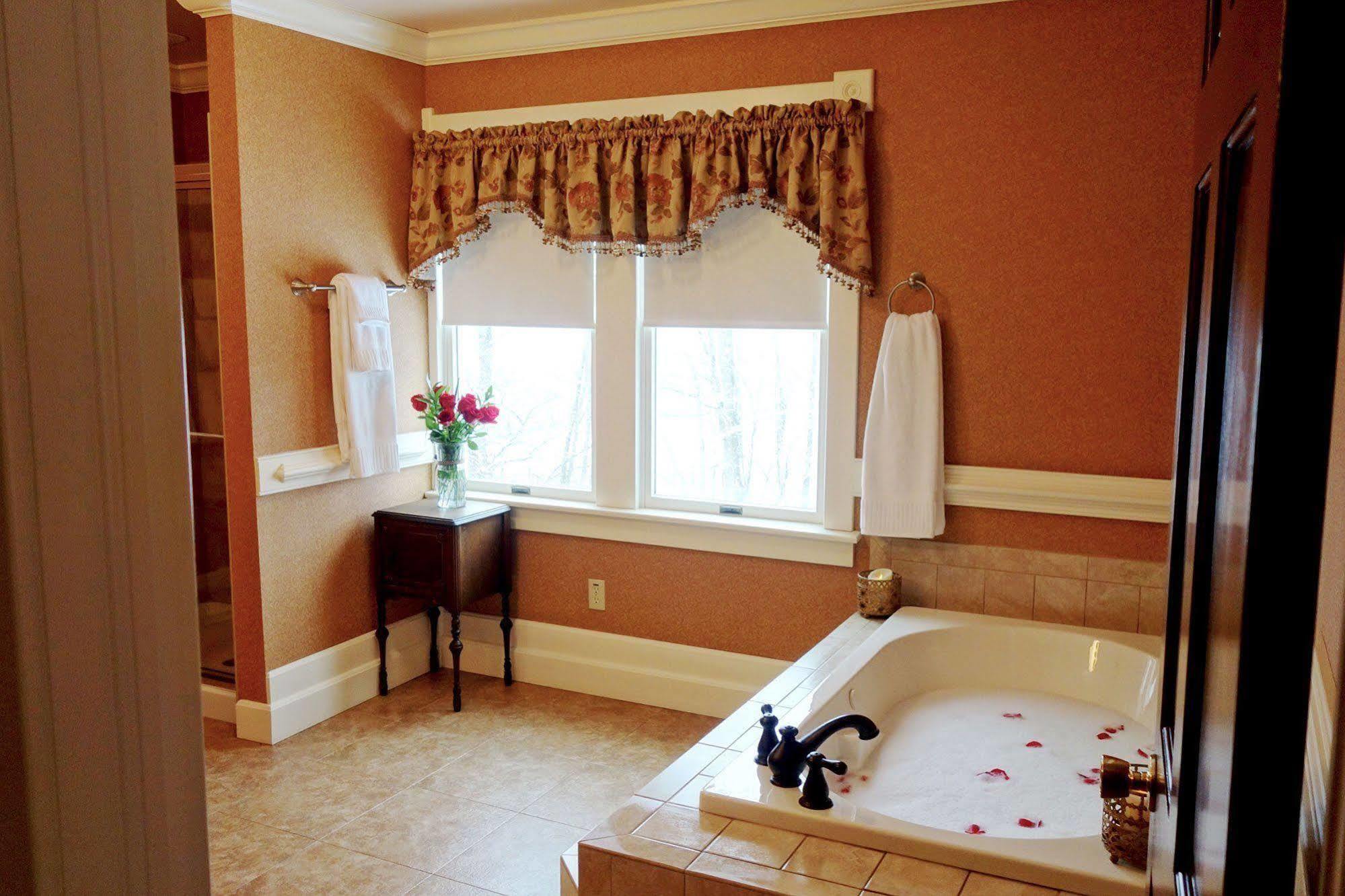 The Jacqueline House Bed & Breakfast New Castle Exterior photo
